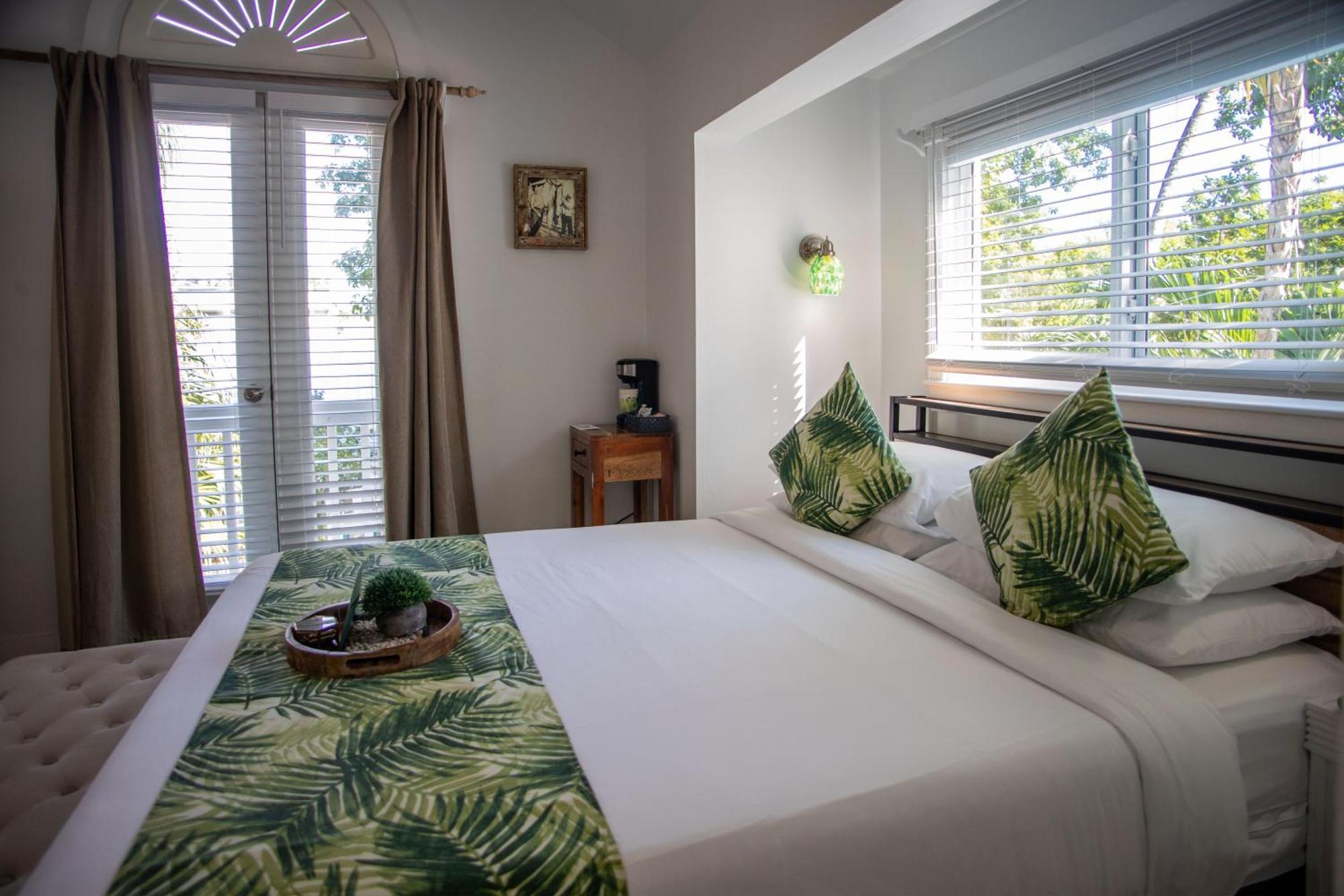 Andrews Inn & Garden Cottages Key West Bagian luar foto