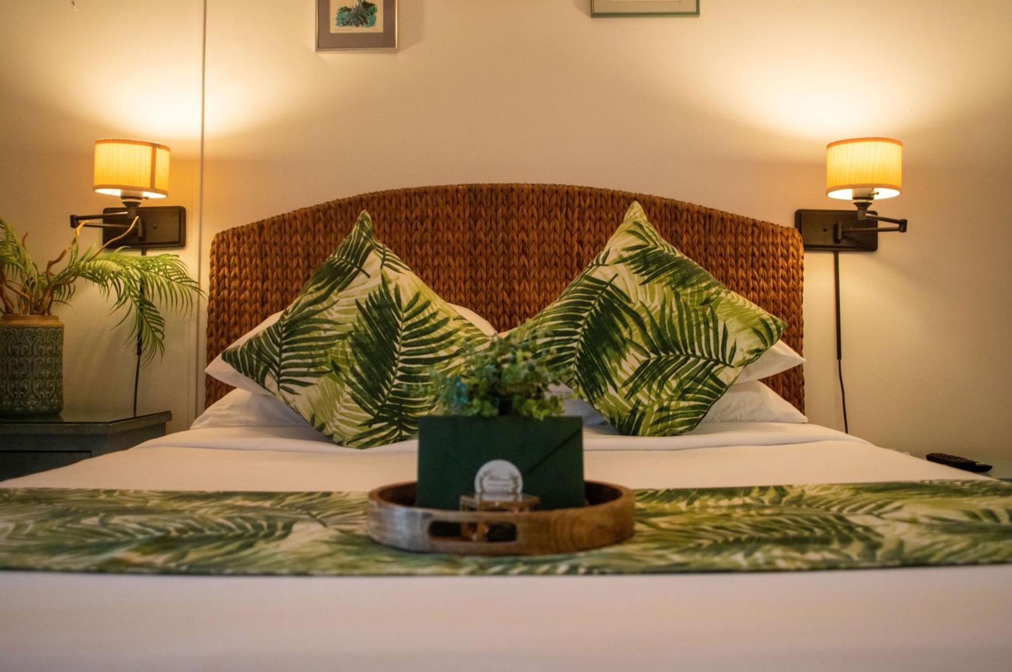 Andrews Inn & Garden Cottages Key West Bagian luar foto