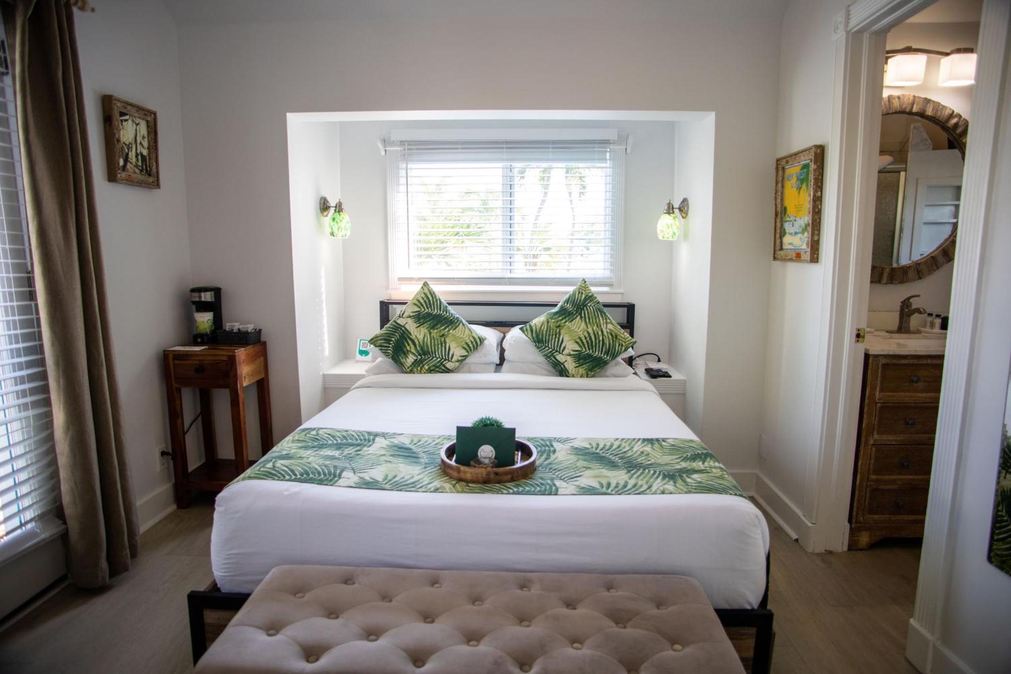 Andrews Inn & Garden Cottages Key West Bagian luar foto