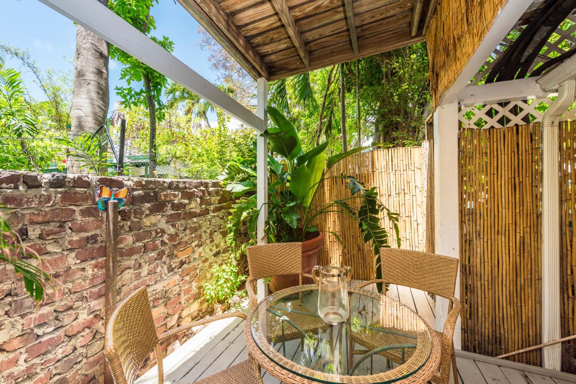 Andrews Inn & Garden Cottages Key West Ruang foto